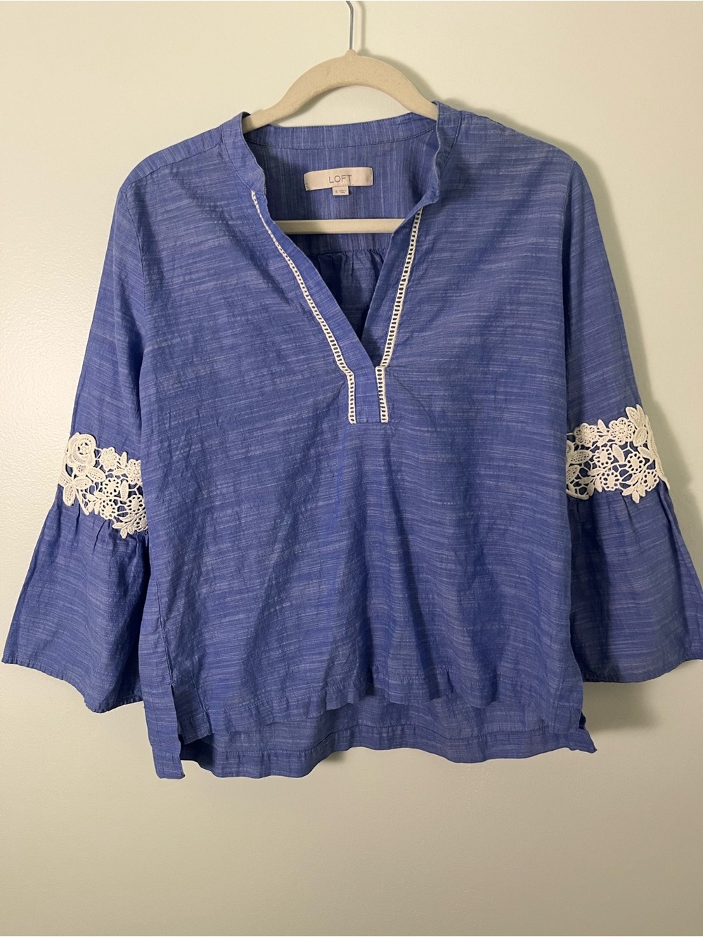 LOFT Blue Split-Neck Tunic with White Lace Sleeve Detail